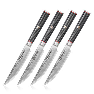 
                    
                      Four steak knives with patterned Damascus steel blades and black handles with red accents, arranged side by side.
                    
                  
