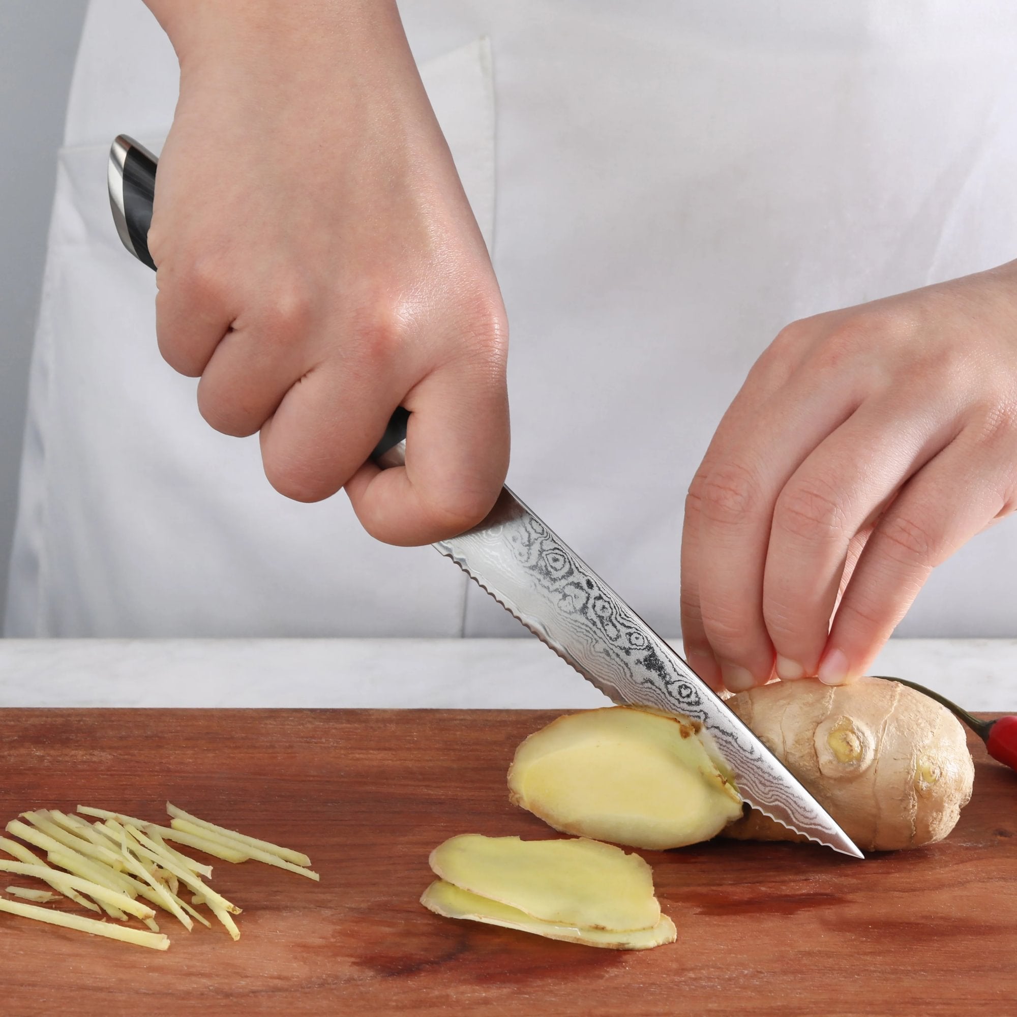 KURO Series 5-inch Serrated Utility Knife with Sheath, High Carbon X-7 Damascus Steel, 504289