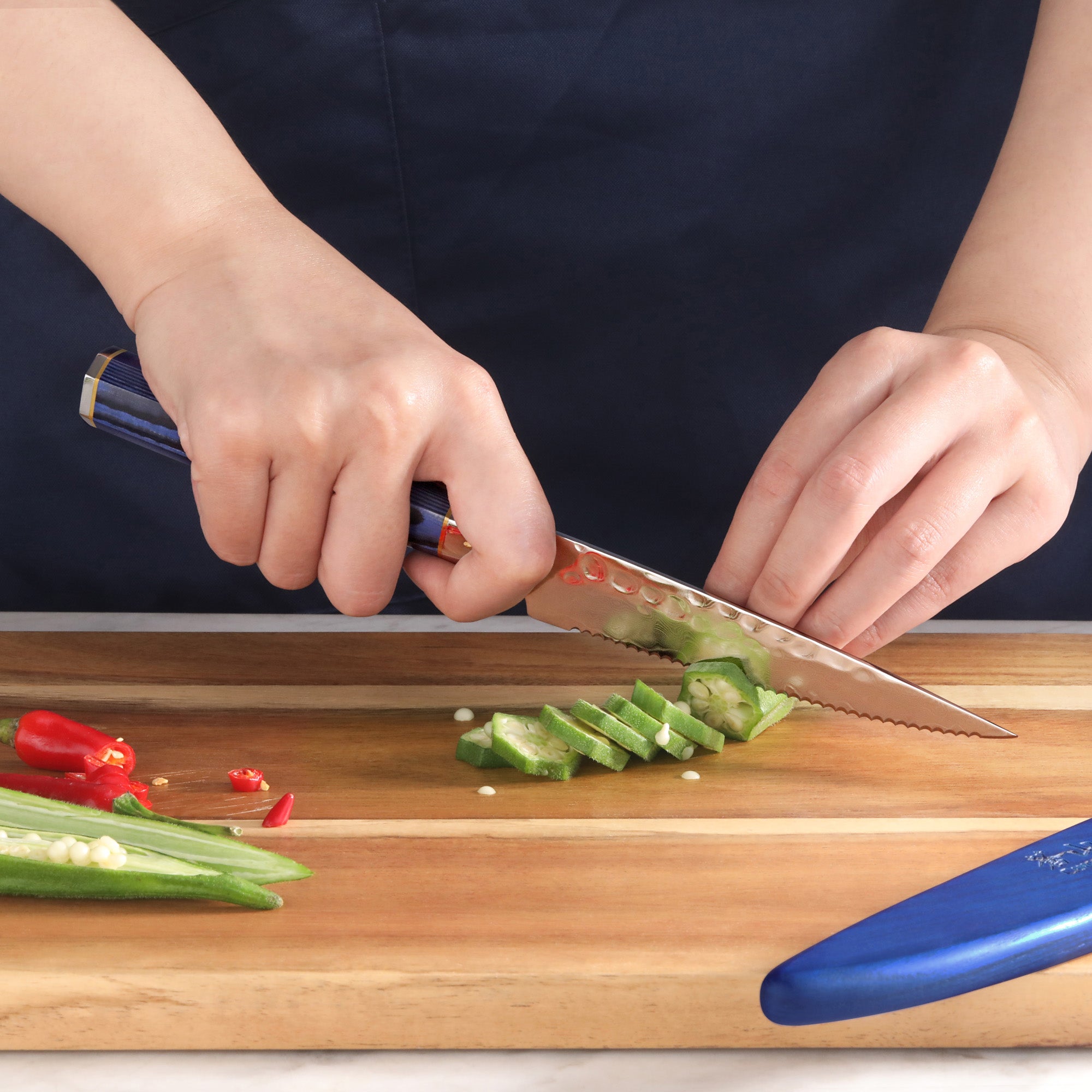 KITA Series 5-Inch Serrated Utility Knife with Sheath, High Carbon X-7 Damascus Steel, 501448